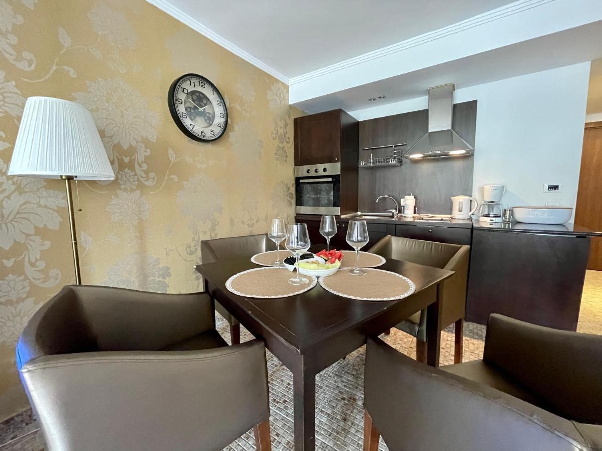 Royal Beach Apartments - 5M To Pool, 100M To Beach Slantchev Briag Extérieur photo